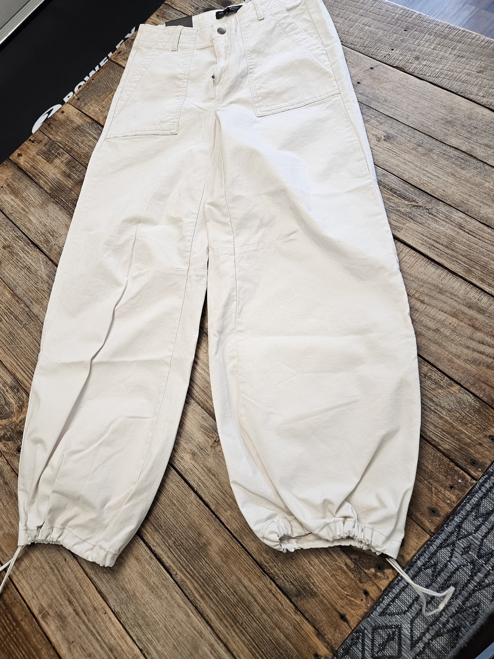 NWT - Banana Republic Pants With Adjustable Drawstring